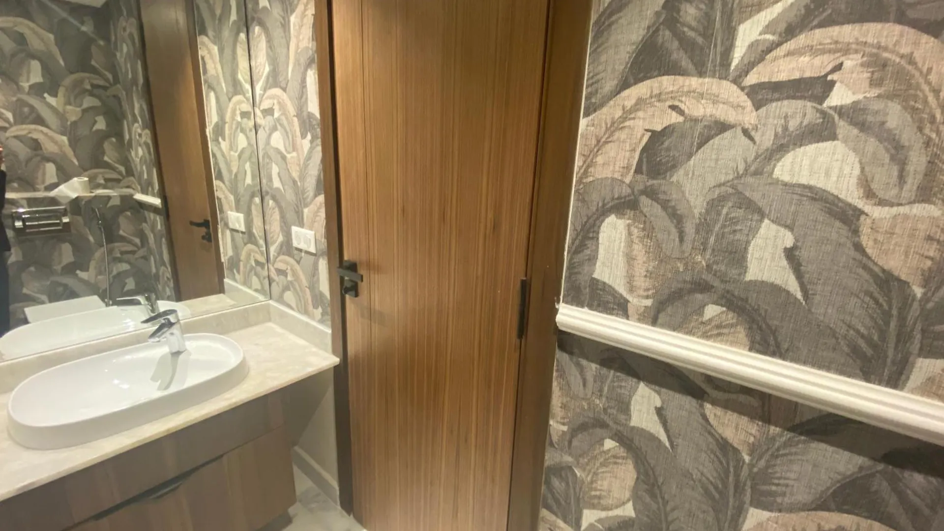 Hilbert Princesses - Brand New Furnished Apartments Casa Blanca